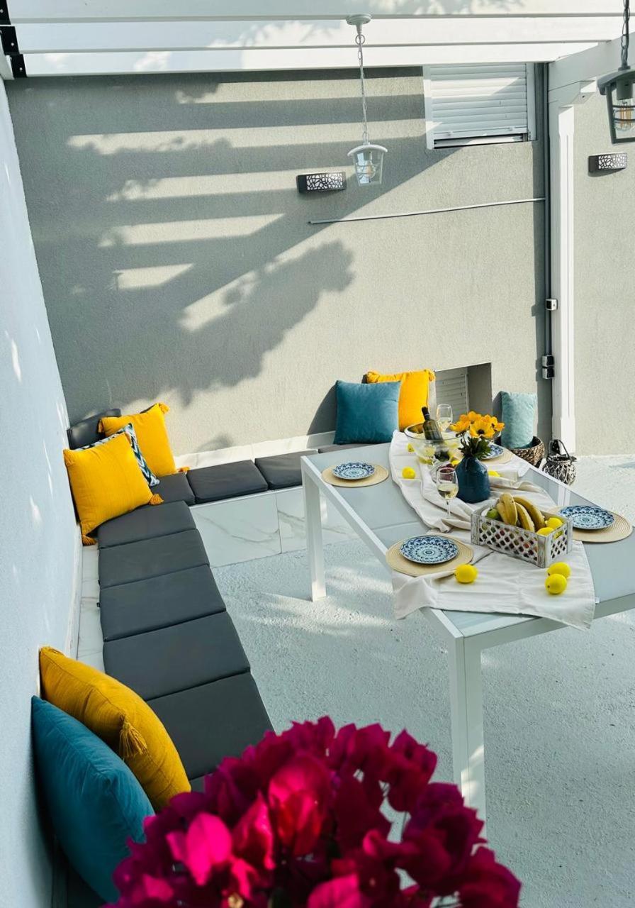 Astre&Jeanne Suites Sozopoli Bilik gambar