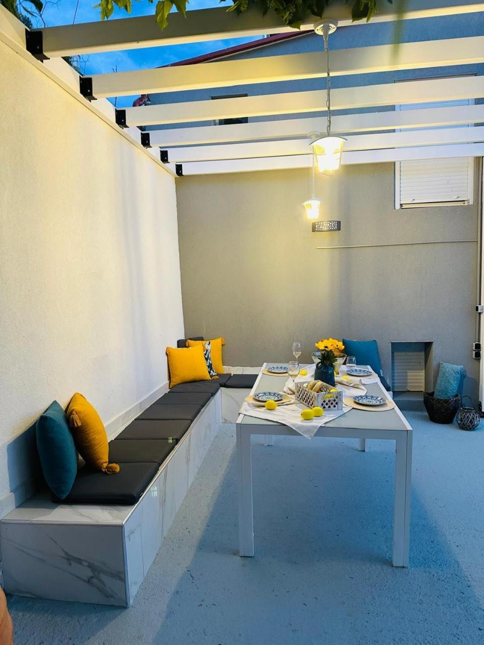 Astre&Jeanne Suites Sozopoli Bilik gambar